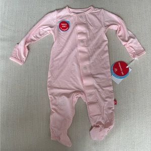 Magnetic Me Onesie 0-3 month New With Tags